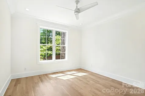 4304 Tangle Drive Charlotte NC 28211