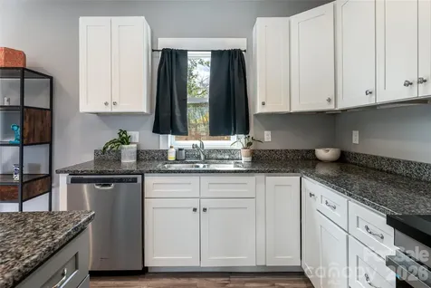 35 Alice Clement Lane Asheville NC 28803