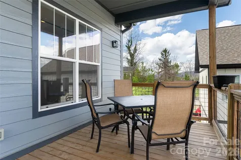 35 Alice Clement Lane Asheville NC 28803