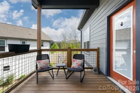 35 Alice Clement Lane Asheville NC 28803