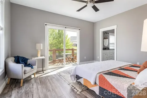35 Alice Clement Lane Asheville NC 28803