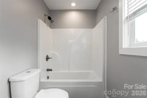 35 Alice Clement Lane Asheville NC 28803