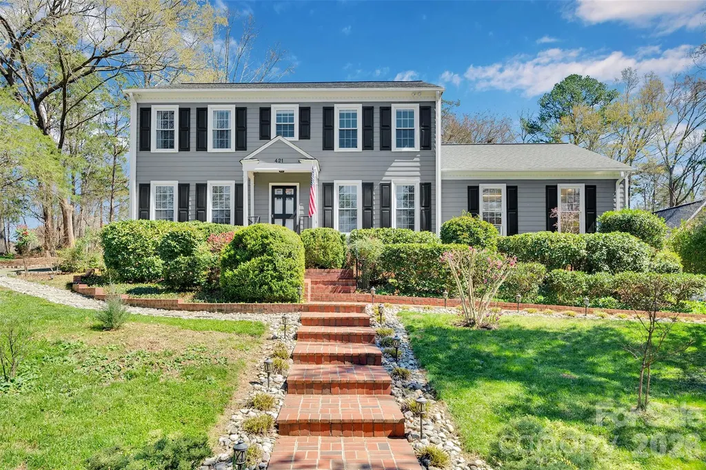 421 Sardis Lane Charlotte NC 28270