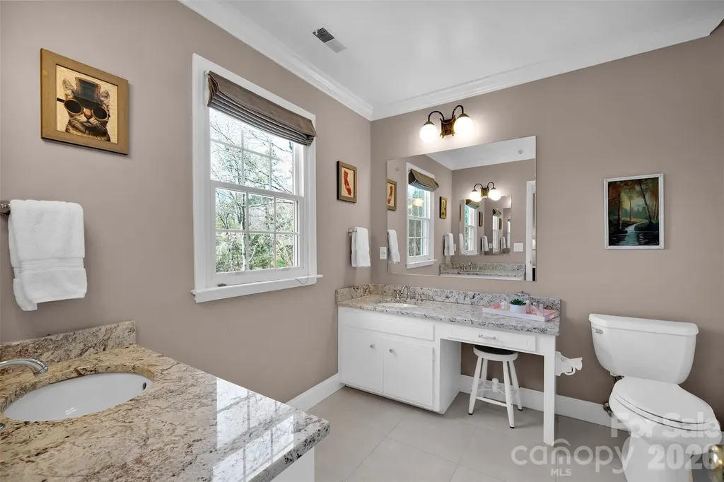 421 Sardis Lane Charlotte NC 28270