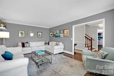 421 Sardis Lane Charlotte NC 28270