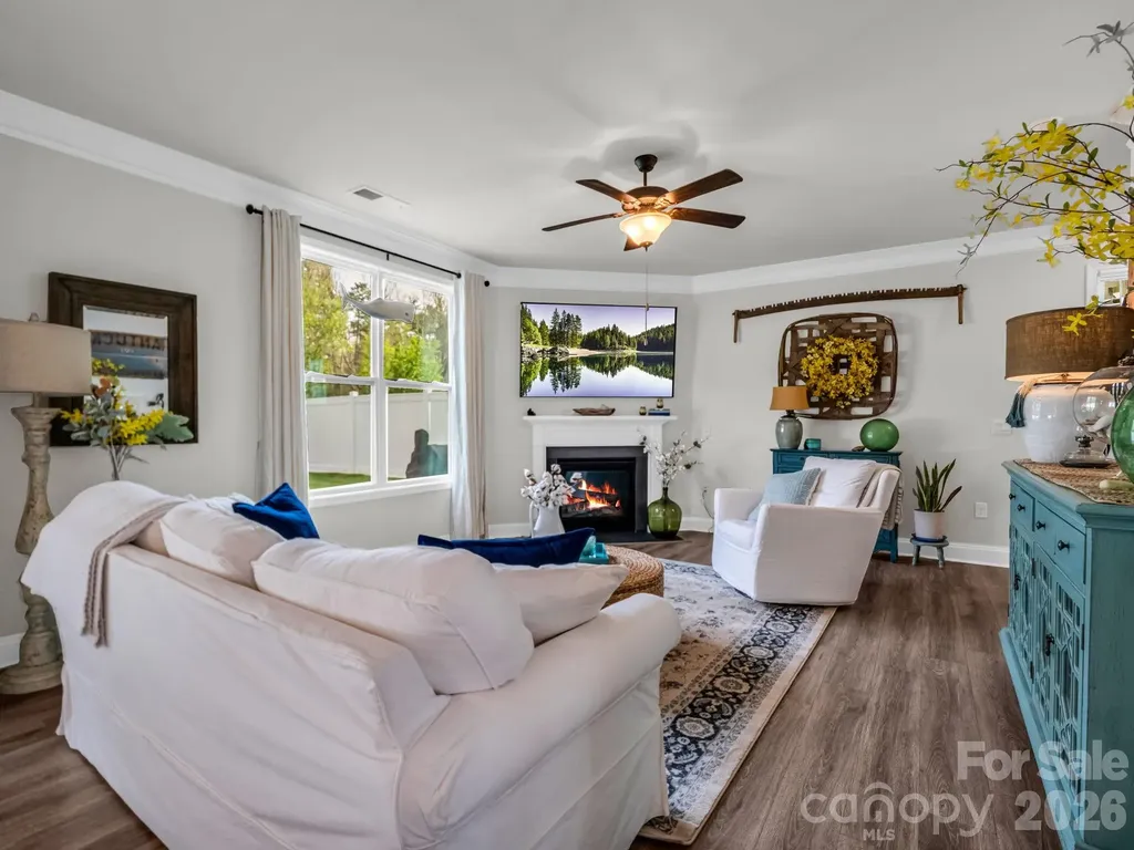 383 Fox Cove Road Hendersonville NC 28792