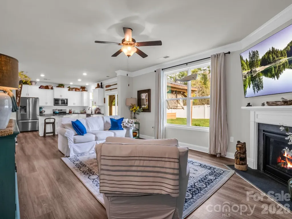 383 Fox Cove Road Hendersonville NC 28792