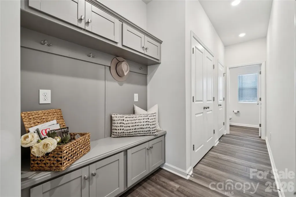 5609 Retledge Street Charlotte NC 28269