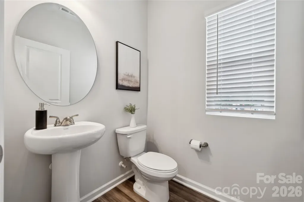 5609 Retledge Street Charlotte NC 28269