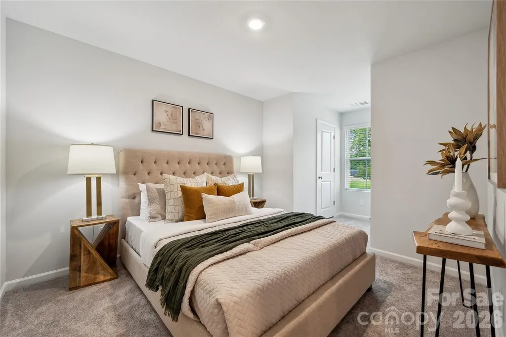 5609 Retledge Street Charlotte NC 28269