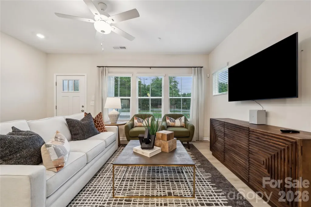5617 Retledge Street Charlotte NC 28269
