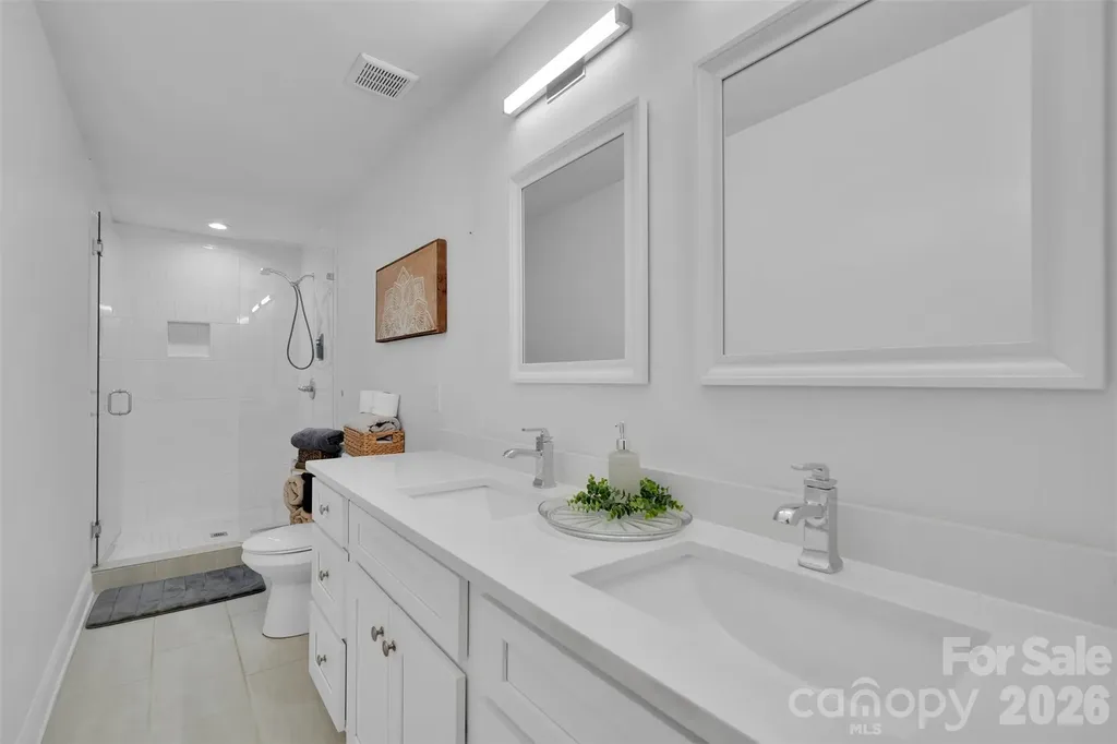 301 Hillandale Drive Charlotte NC 28270
