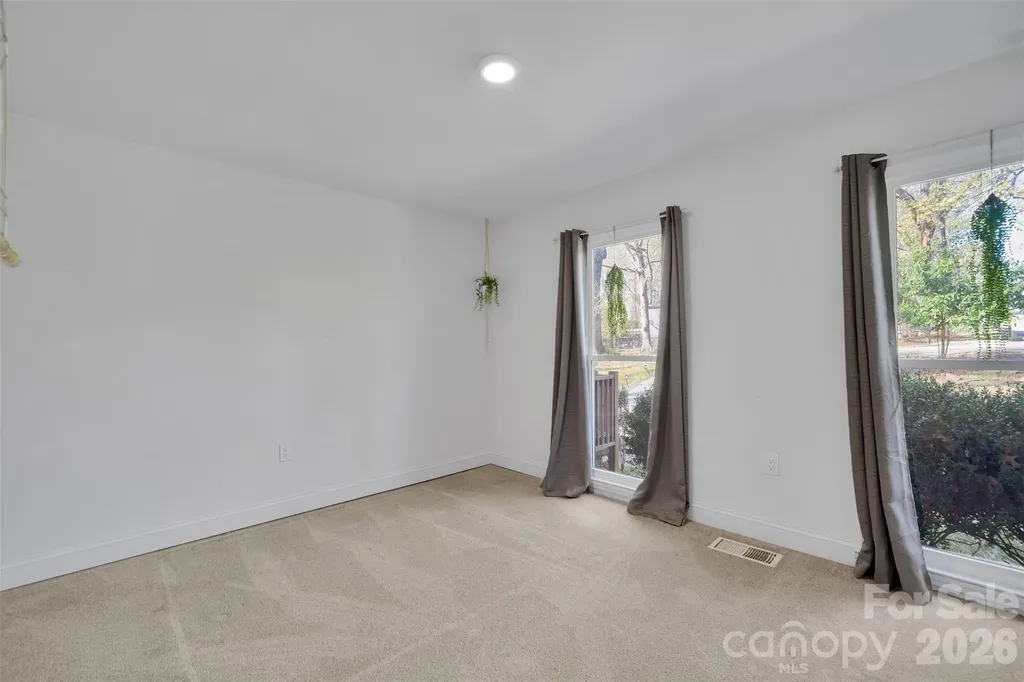 301 Hillandale Drive Charlotte NC 28270