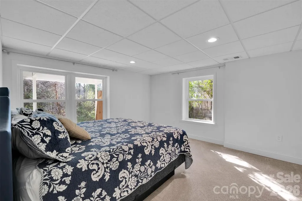 301 Hillandale Drive Charlotte NC 28270