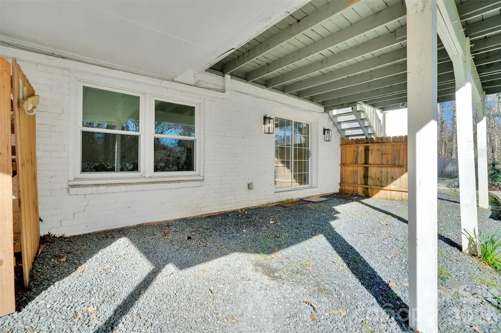 301 Hillandale Drive Charlotte NC 28270