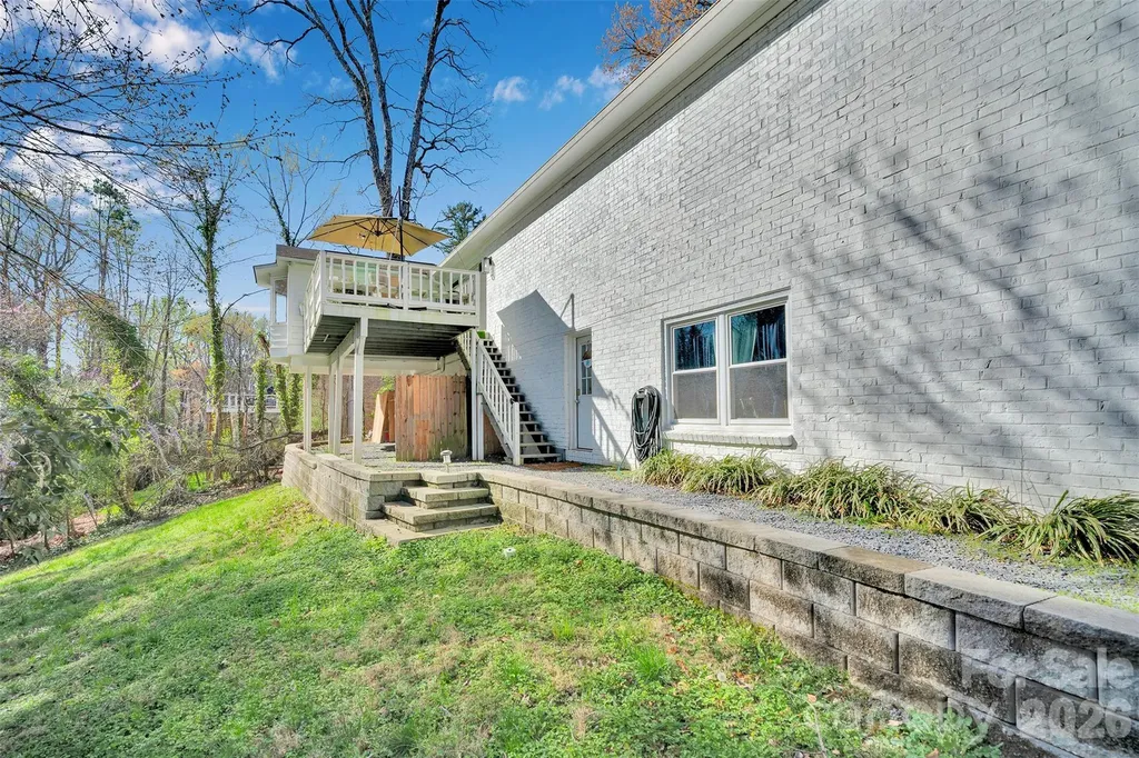 301 Hillandale Drive Charlotte NC 28270