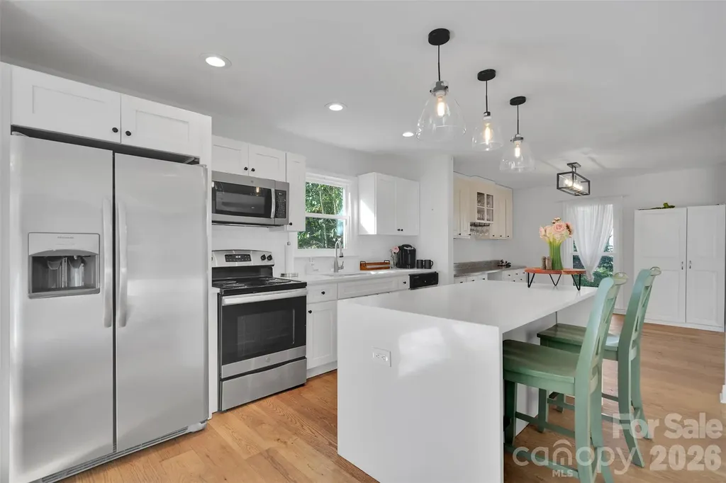 301 Hillandale Drive Charlotte NC 28270