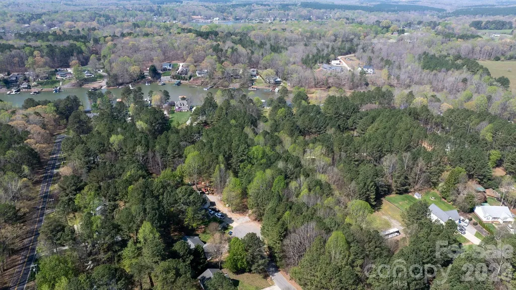 3486 Mooring Place Sherrills Ford NC 28673