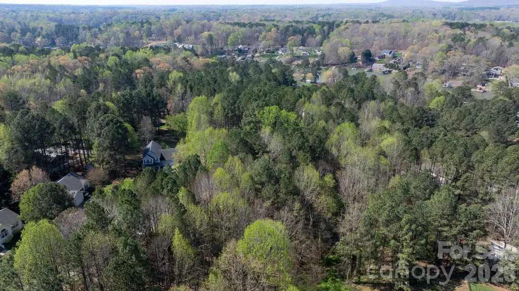3486 Mooring Place Sherrills Ford NC 28673