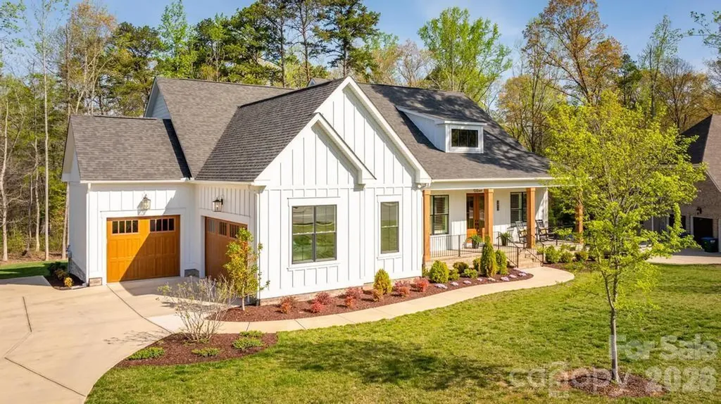 2411 Callaghan Court Landis NC 28088