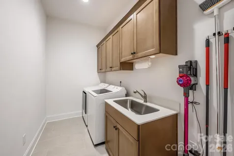 2411 Callaghan Court Landis NC 28088