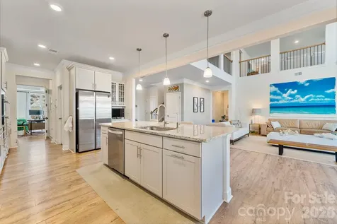 2111 Lapalma Trace Lake Wylie SC 29710