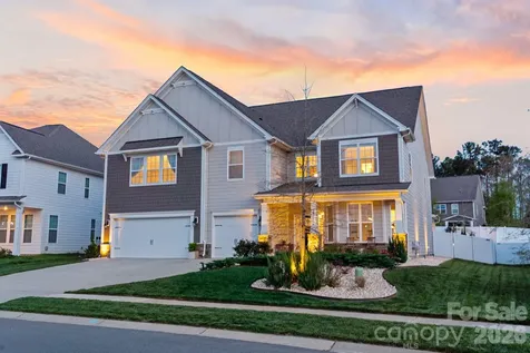 2111 Lapalma Trace Lake Wylie SC 29710