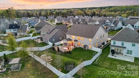 2111 Lapalma Trace Lake Wylie SC 29710