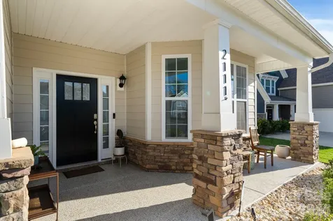 2111 Lapalma Trace Lake Wylie SC 29710