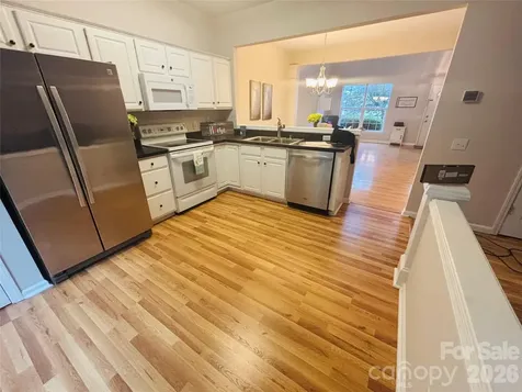 6930 Beverly Springs Drive Charlotte NC 28270