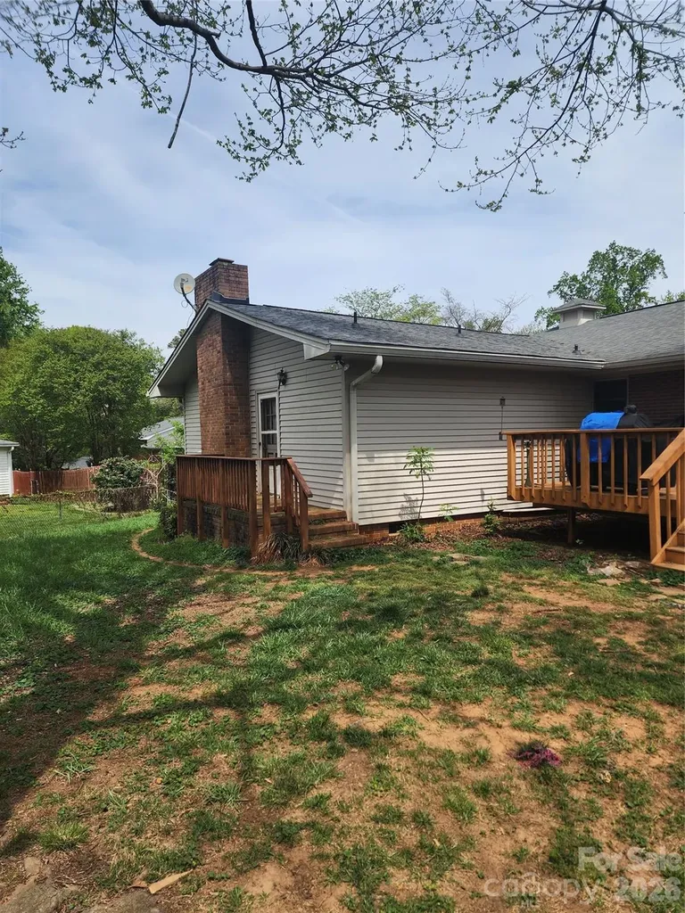 2119 Pamela Street Gastonia NC 28054