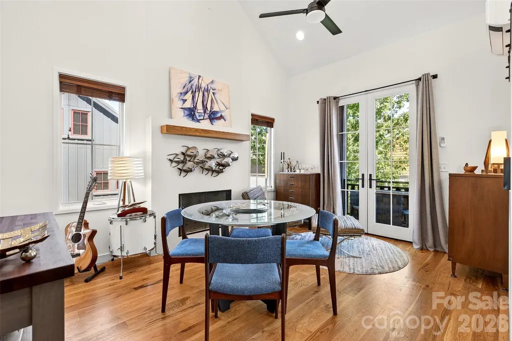 9 Fay Jones Lane Black Mountain NC 28711