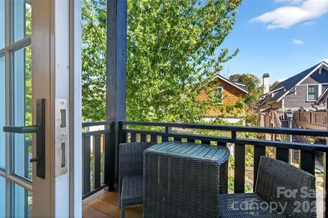 9 Fay Jones Lane Black Mountain NC 28711