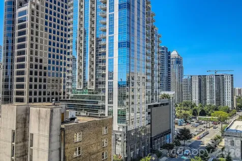 333 W Trade Street W Charlotte NC 28202