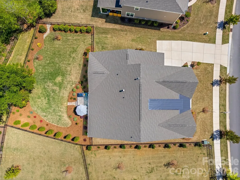 703 Bee Ridge Road Belmont NC 28012