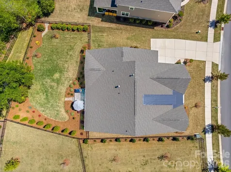 703 Bee Ridge Road Belmont NC 28012