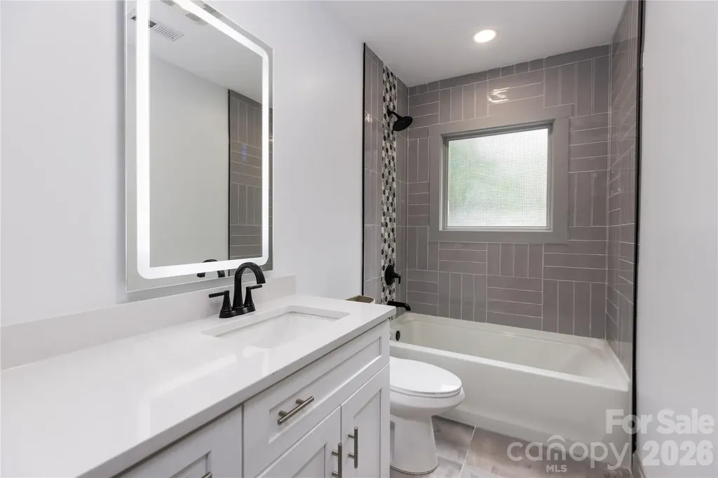 6721 Knightswood Drive Charlotte NC 28226