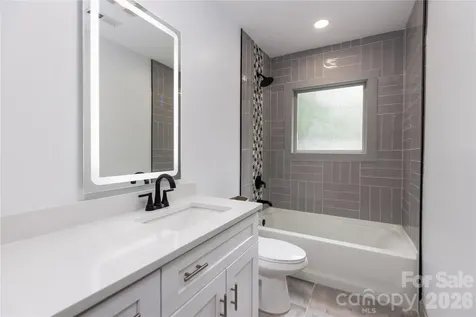 6721 Knightswood Drive Charlotte NC 28226