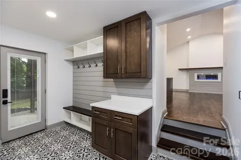 6721 Knightswood Drive Charlotte NC 28226