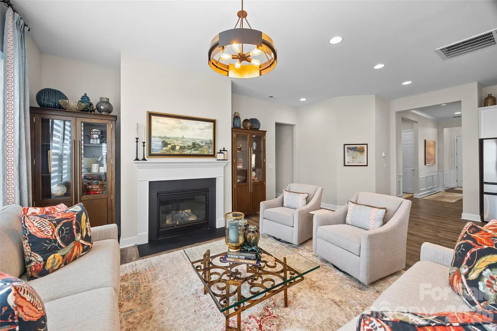 16016 Tulloch Road Charlotte NC 28278