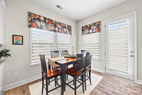 16016 Tulloch Road Charlotte NC 28278