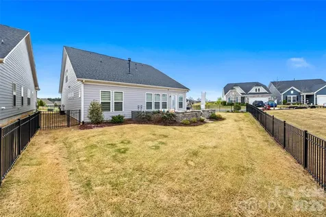 16016 Tulloch Road Charlotte NC 28278