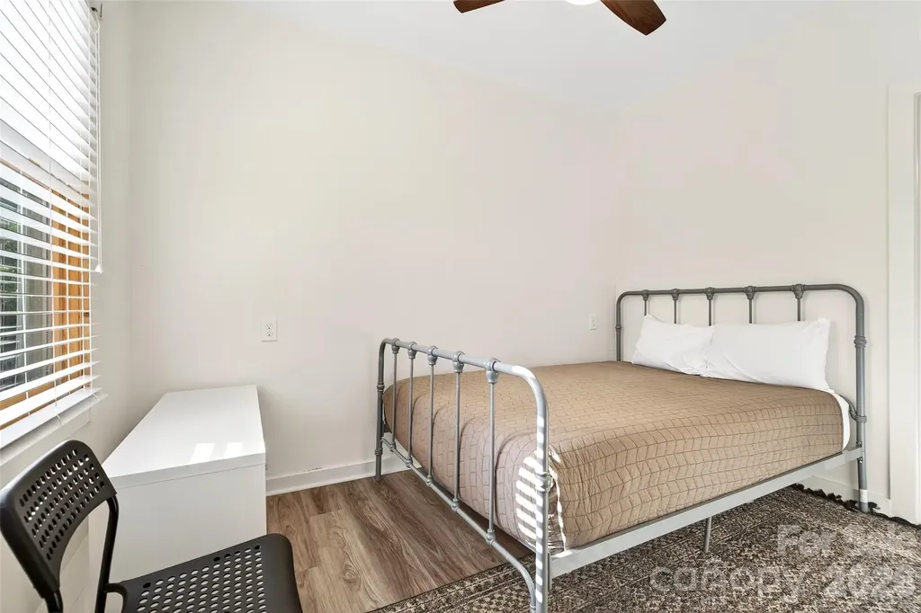 8032 Buck Creek Road Marion NC 28752