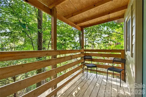 8032 Buck Creek Road Marion NC 28752
