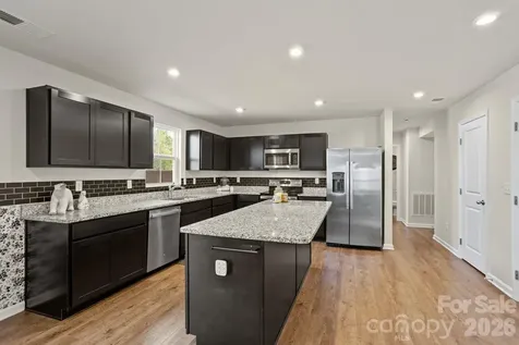 244 Ingram Court Piedmont SC 29673