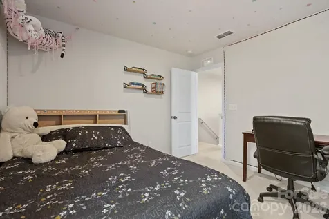 244 Ingram Court Piedmont SC 29673
