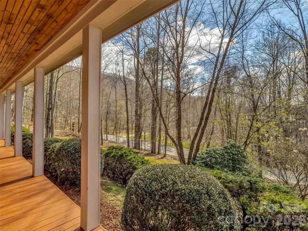 523 Brandywine Road Waynesville NC 28786