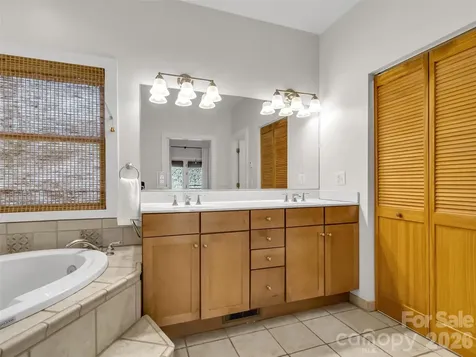 523 Brandywine Road Waynesville NC 28786