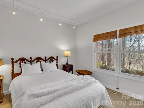 523 Brandywine Road Waynesville NC 28786