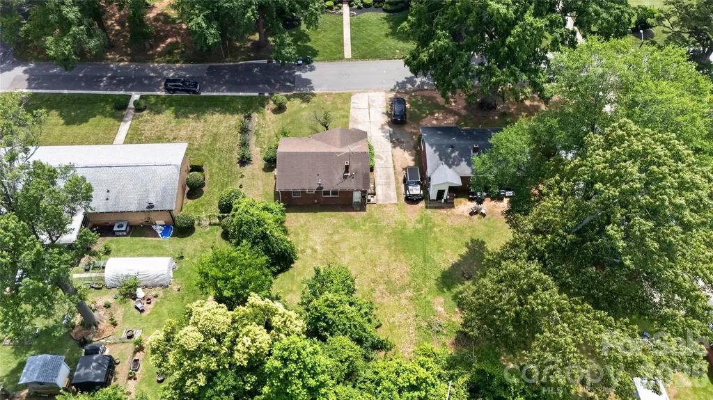 1632 Madison Avenue Charlotte NC 28216